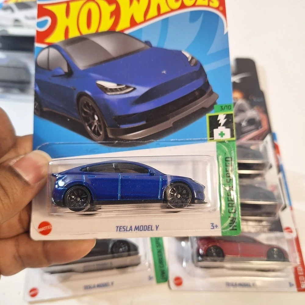 Hot Wheels Tesla 7 Cars Target Red Edition/ Model‎ X/ Black/ White/ Blue